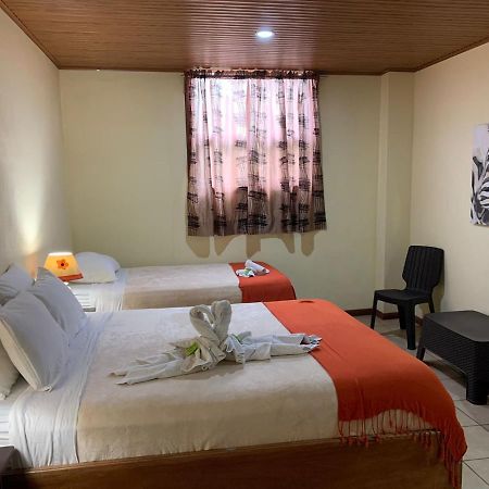 Hotel Casa Madonna Monteverde Екстер'єр фото