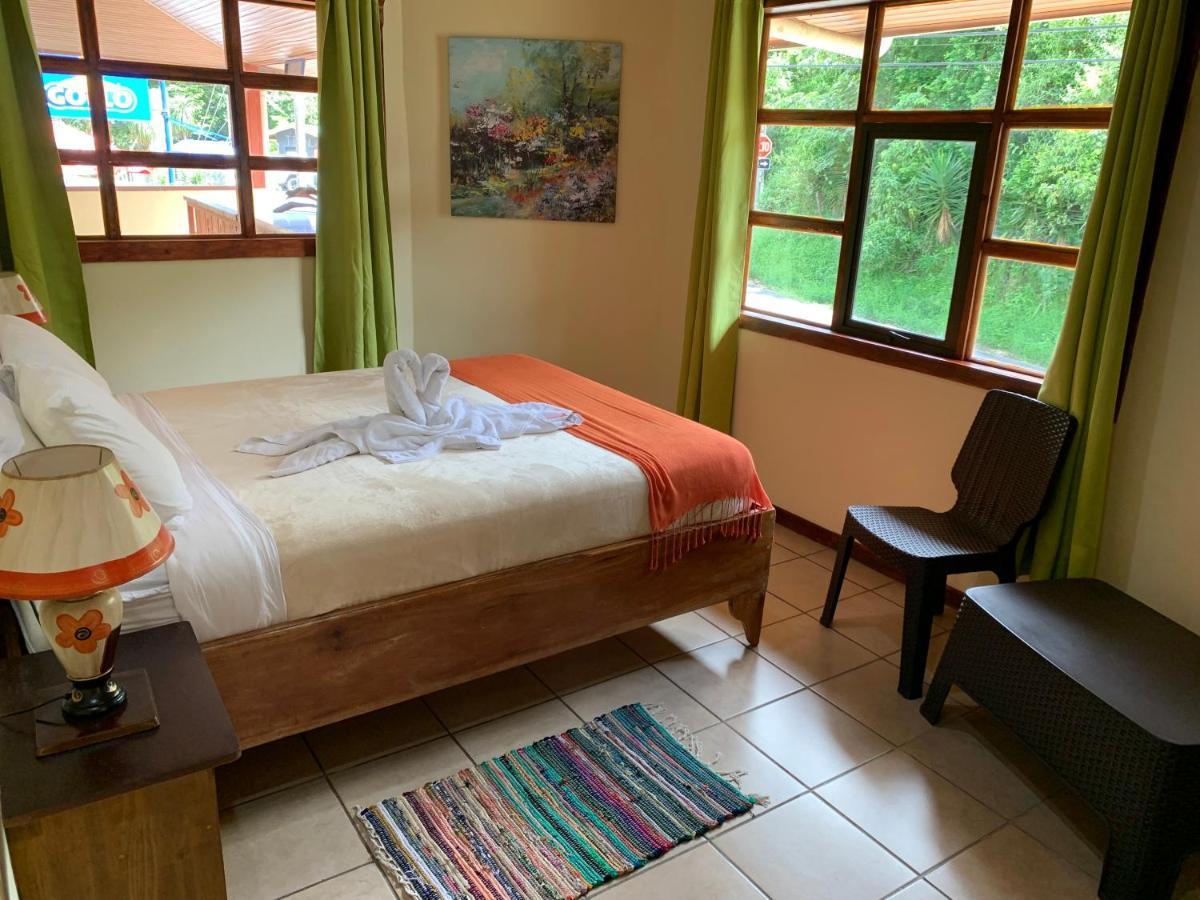 Hotel Casa Madonna Monteverde Екстер'єр фото