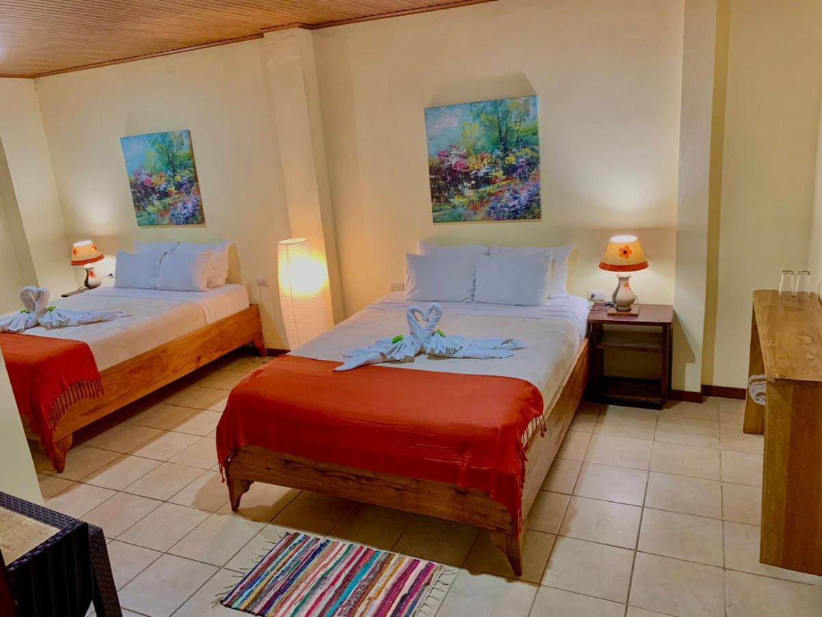 Hotel Casa Madonna Monteverde Екстер'єр фото